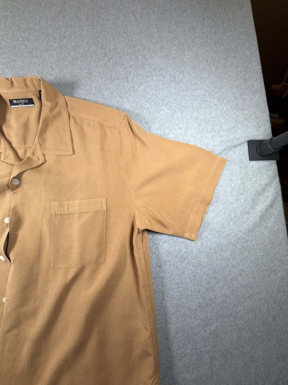 Brandini Pure Silk Tan Short Sleeve Cuban Collar Resort Shirt - Picture 4 of 10